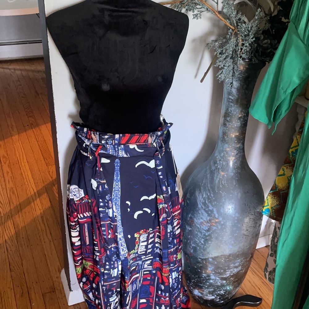 Long Maxi City 🏙️ Skirt
